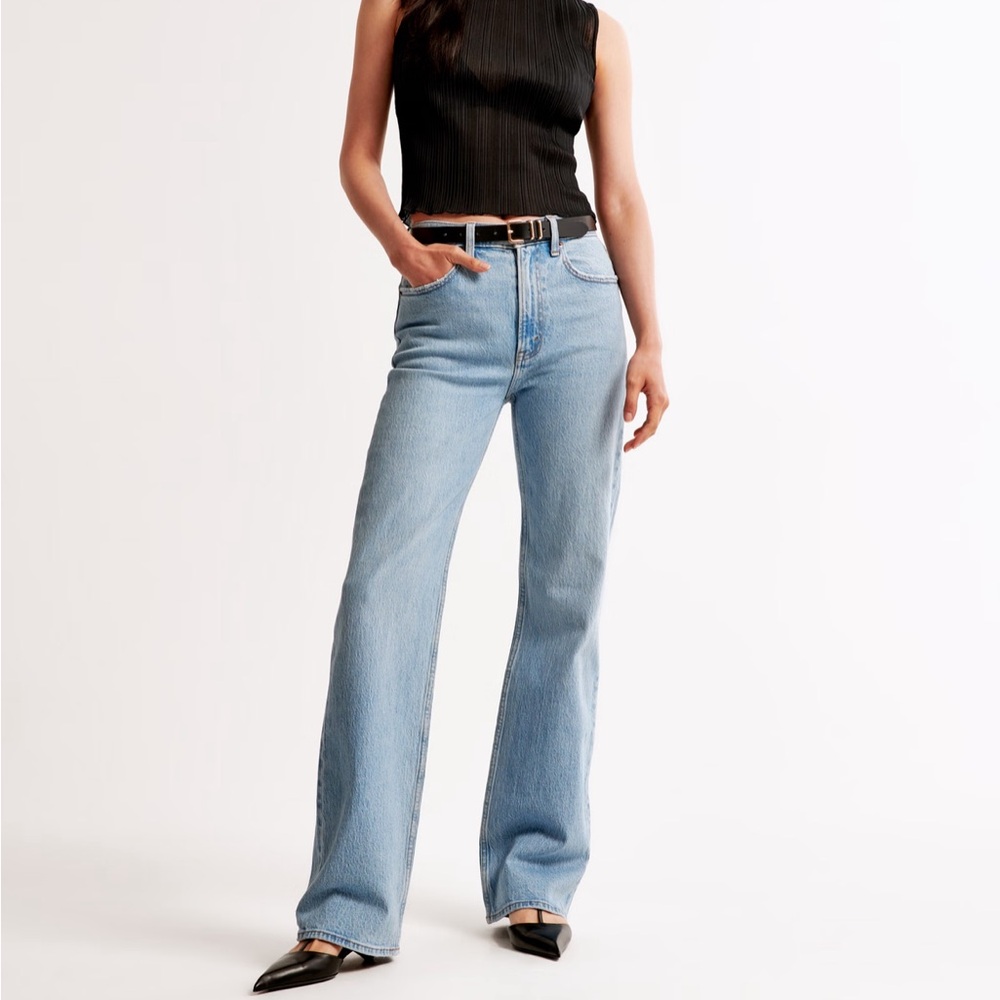 Abercrombie High Rise 90s Relaxed Jean
